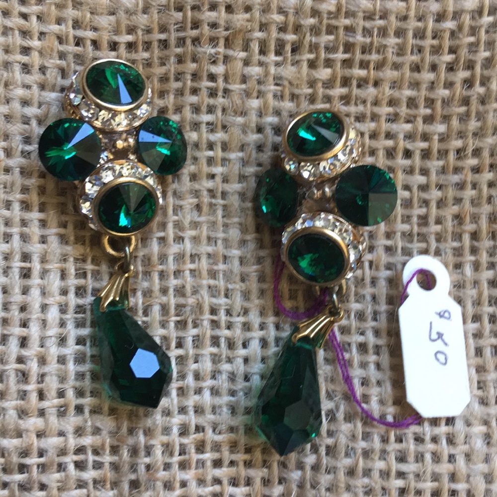 Emerald crystal drop earrings